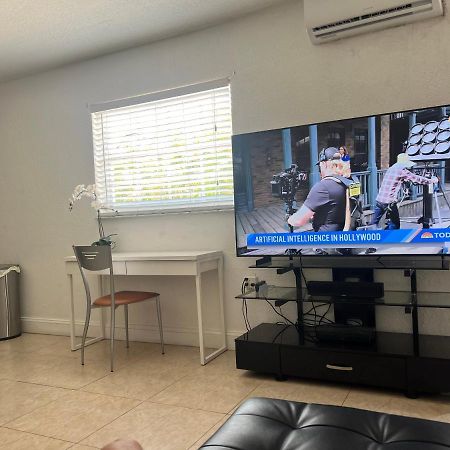 Villa Miami Haven By Airport Extérieur photo