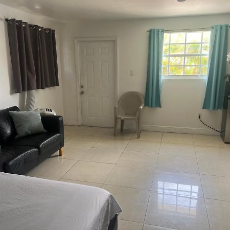 Villa Miami Haven By Airport Extérieur photo